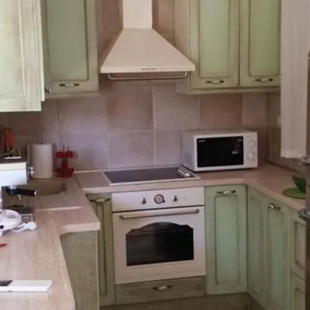 Rustica St - Two-bedroom With Balcony And Shared Pool Prizemlje Zara