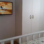 Rustica St - Two-bedroom With Balcony And Shared Pool Prizemlje Lejlighed