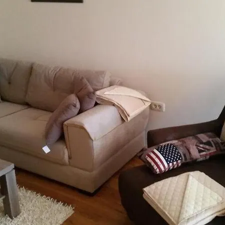 Rustica St - Two-bedroom With Balcony And Shared Pool Prizemlje *